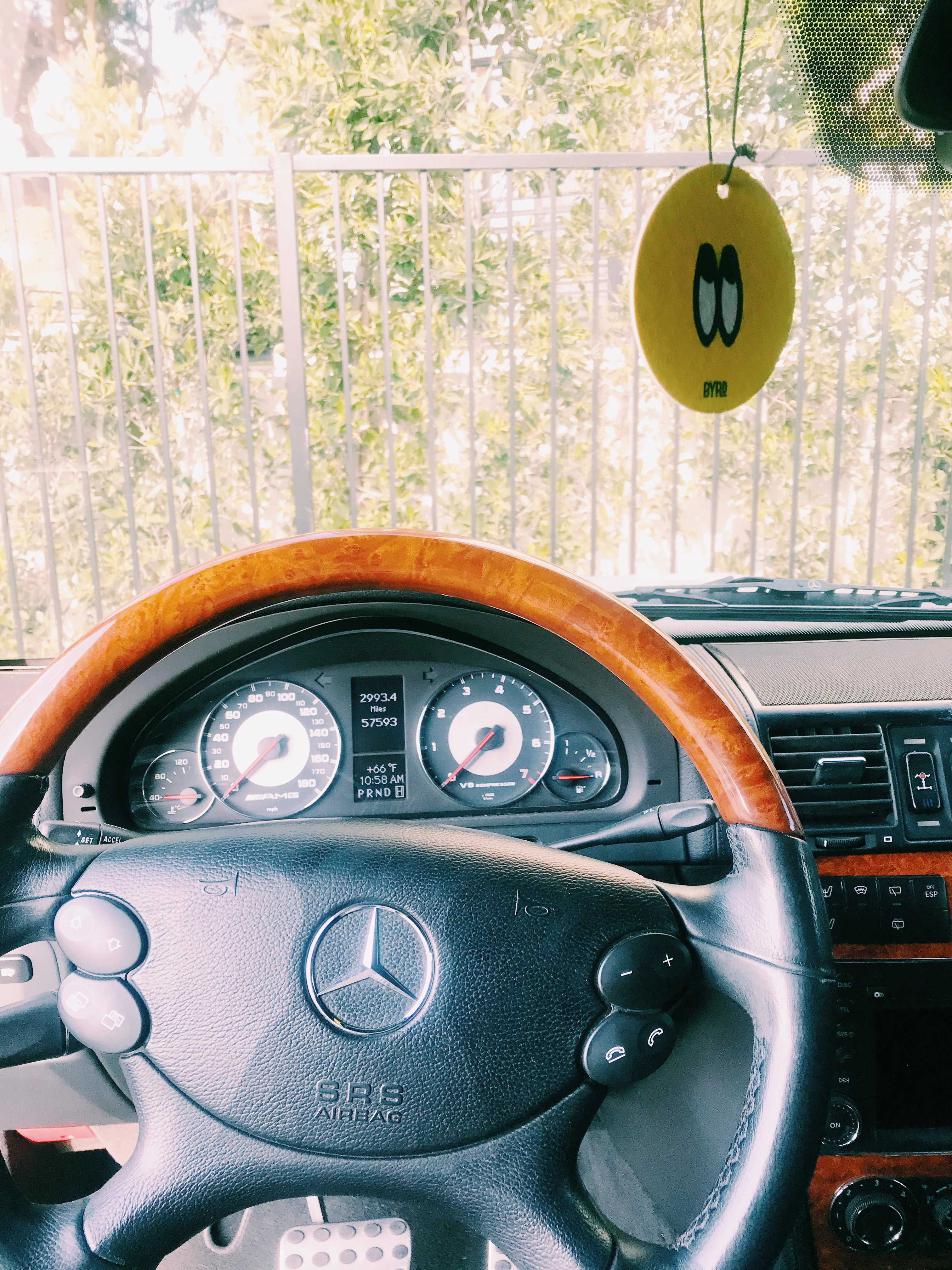 SMOKEY SEA SALT AIR FRESHENER - Image 3